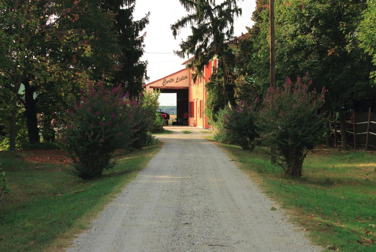 Agriturismo Corte Lidia Bellaguarda Bagian luar foto